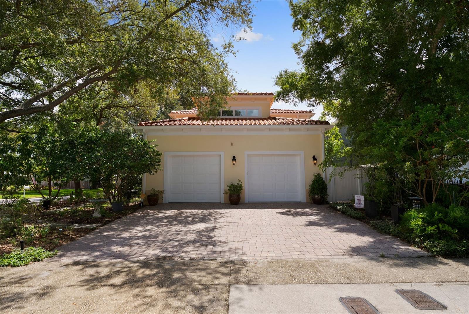 Side entry garage