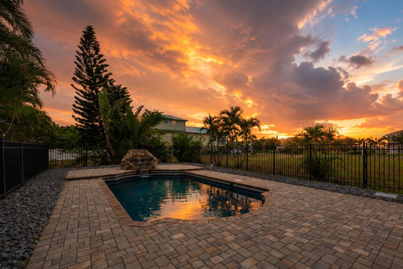 Enjoy a beautiful sunset by the pool in the evenings.