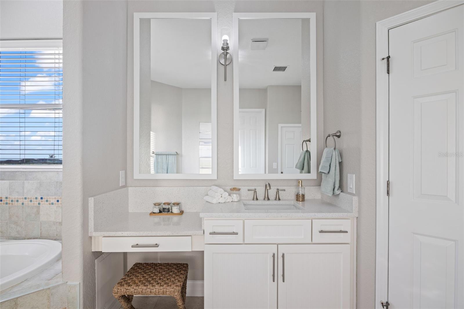 Master bedroom vanity & sink.