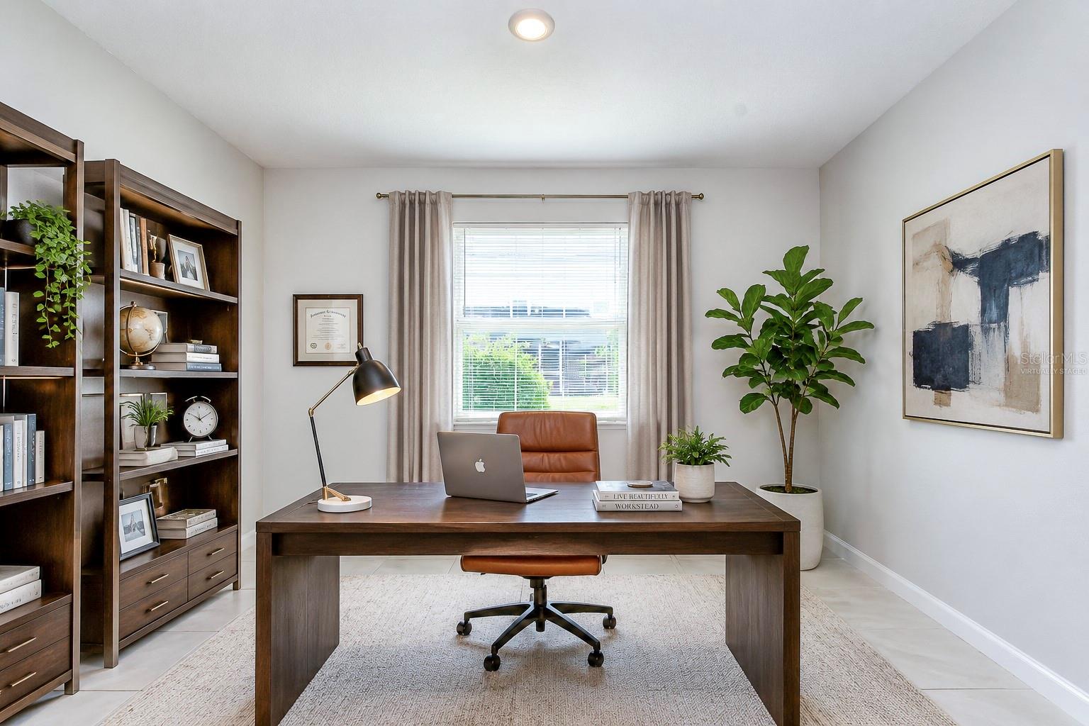 *Virtually Staged Flex Room