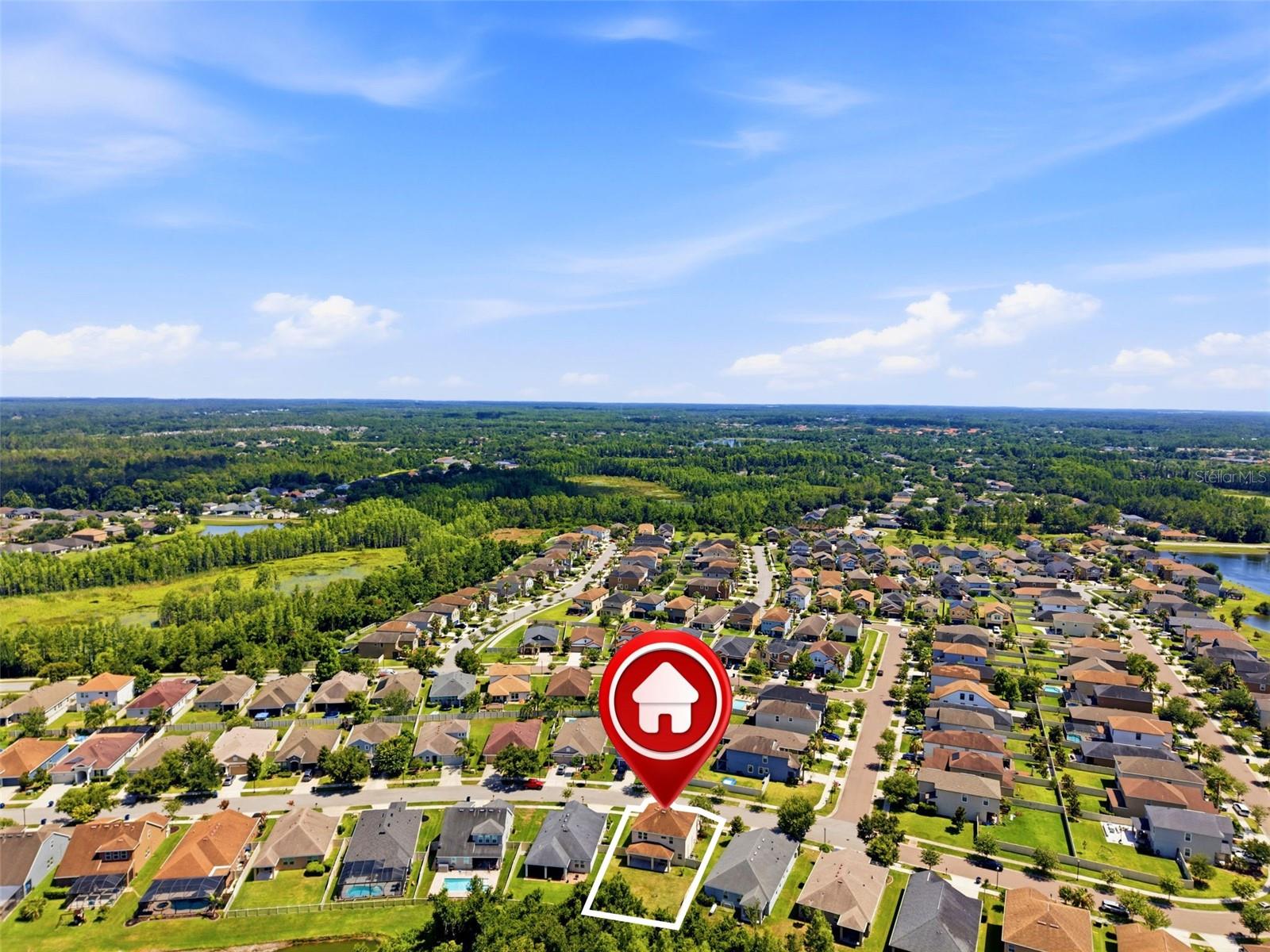 TB8524379