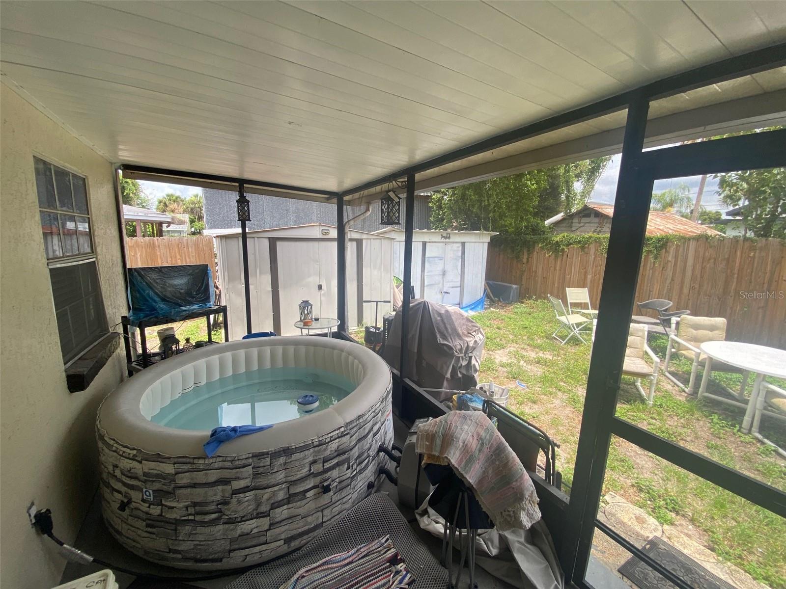 Screened Patio
