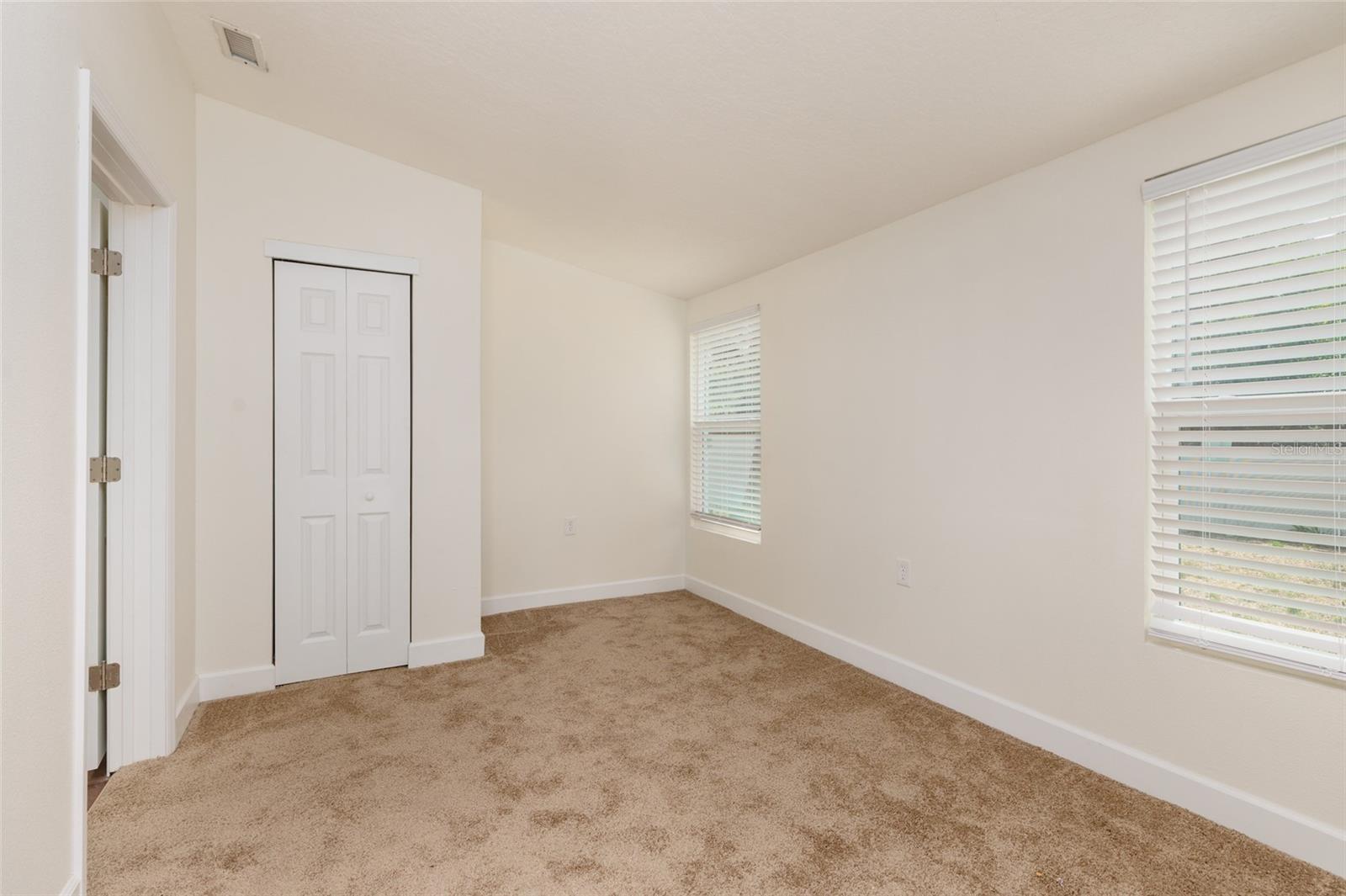 Den/3rd Bedroom