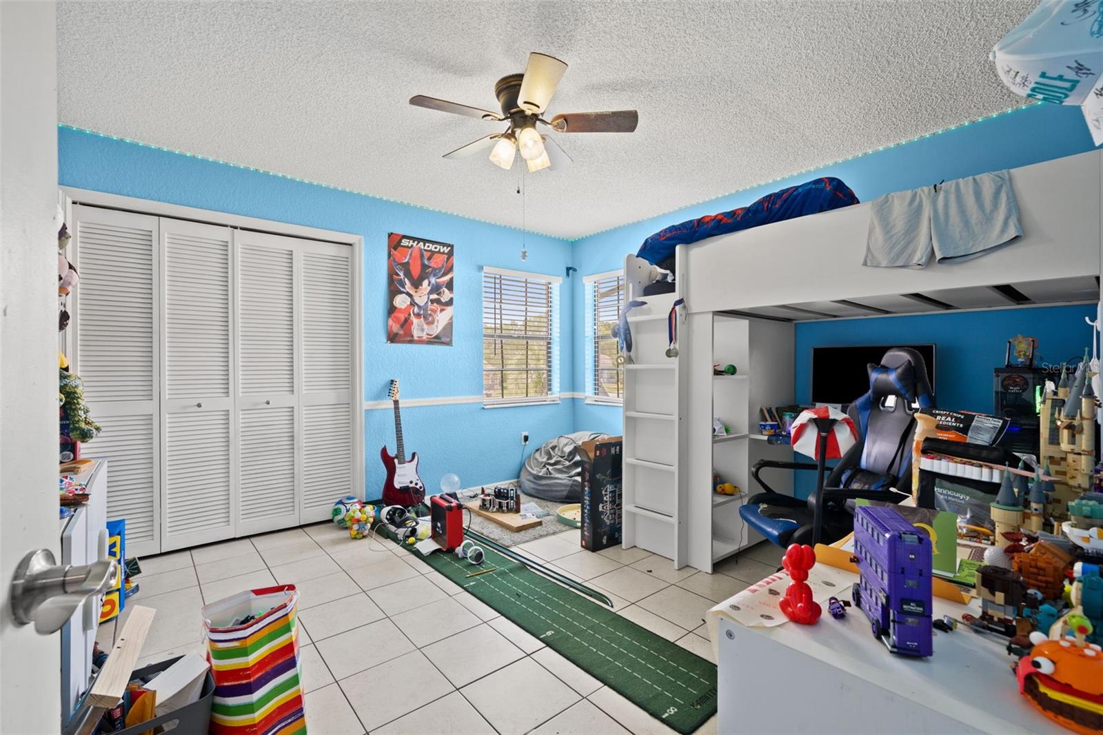 TB8524502