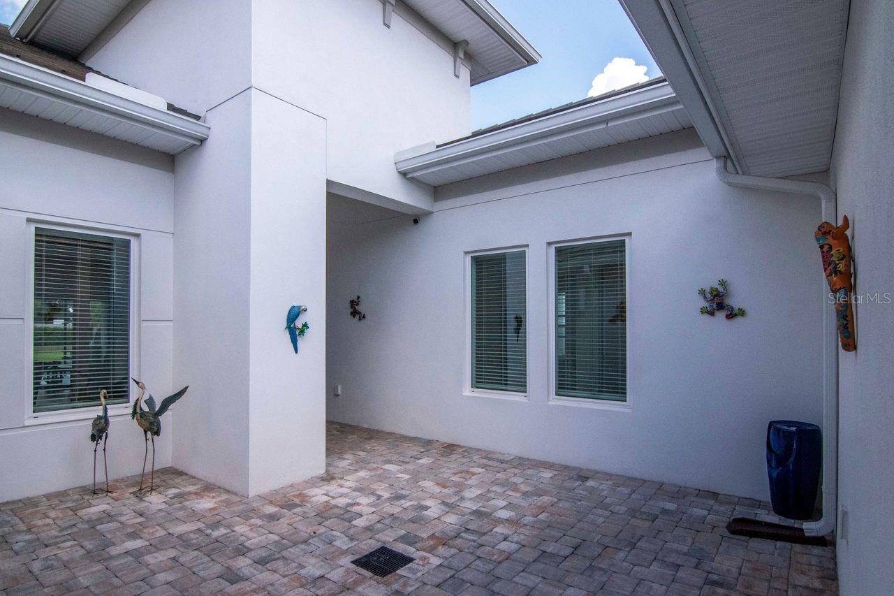 Courtyard - Paver Floor