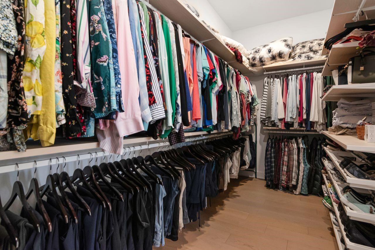 Walk In Closet - Extended - Custom Shelving