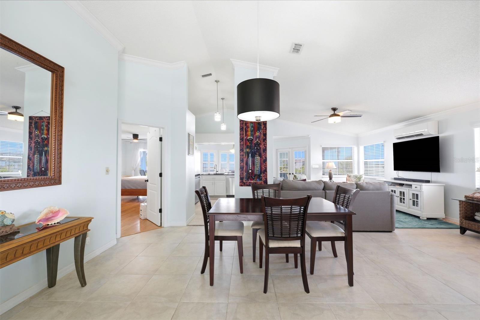 Dining/Living
