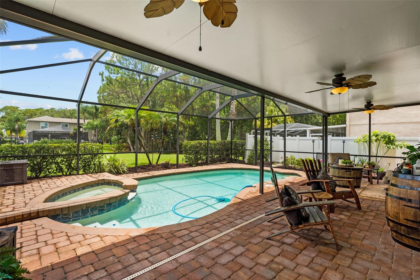 Salt water Pool & Heated Spa - covered outdoor lanai space
