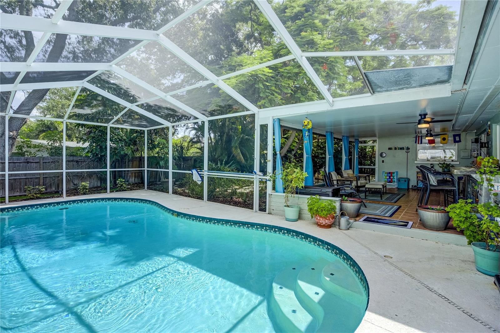 Pool