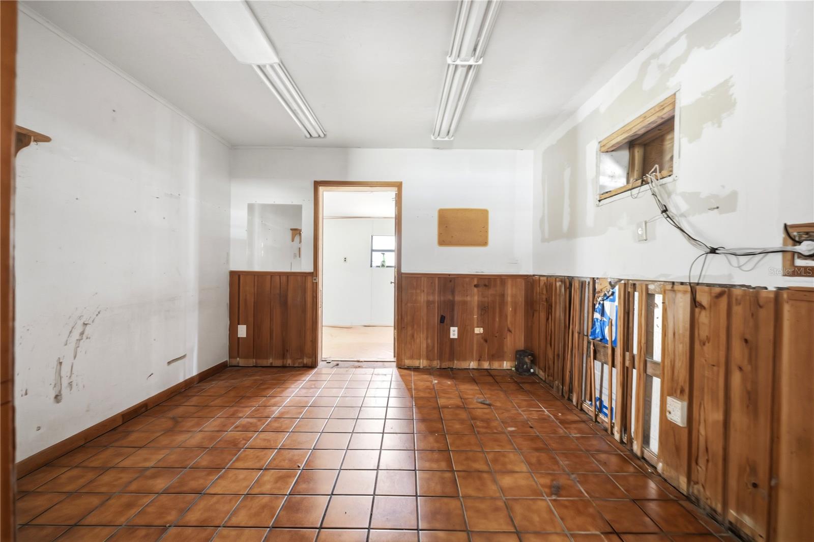 Additional Work Room