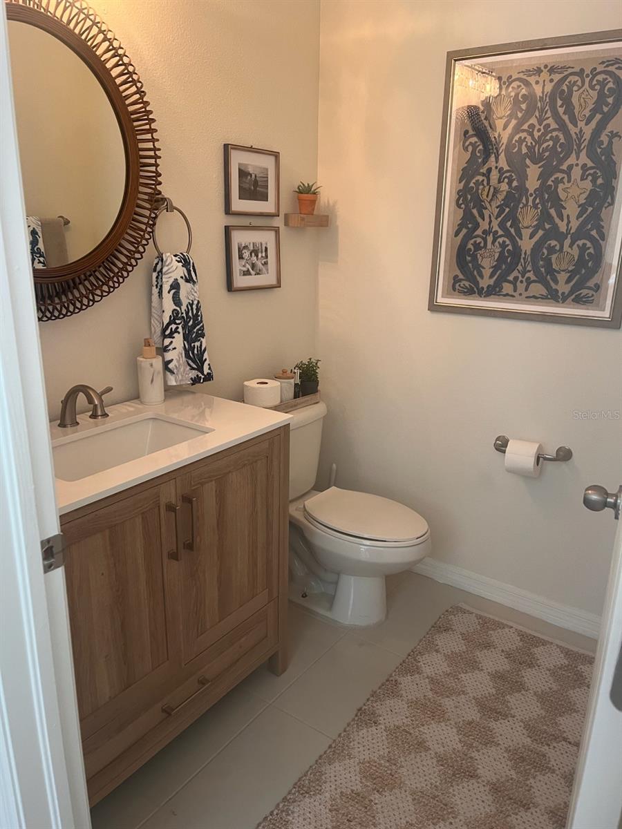 1/2 Bath