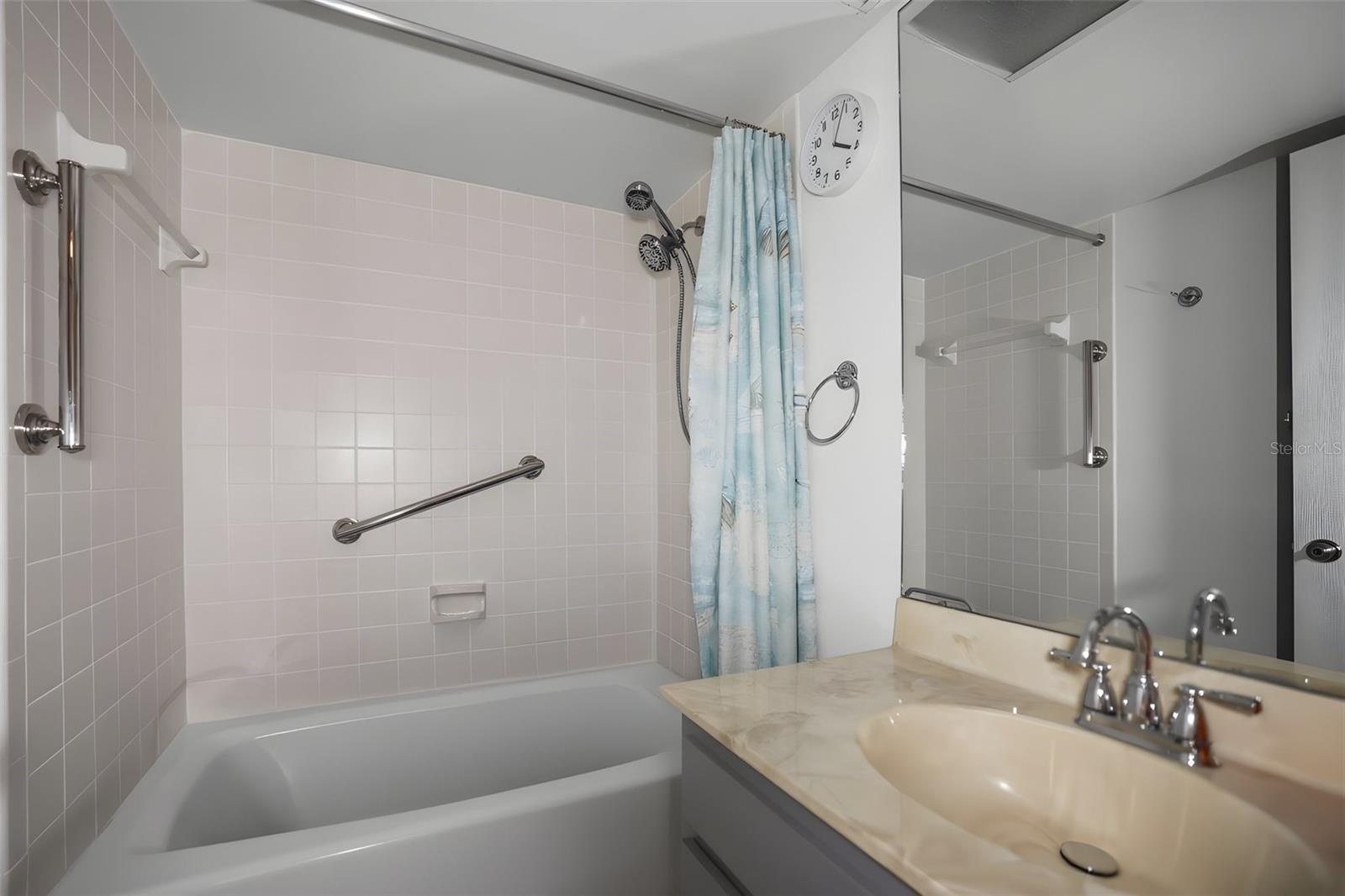 Bathroom 2
