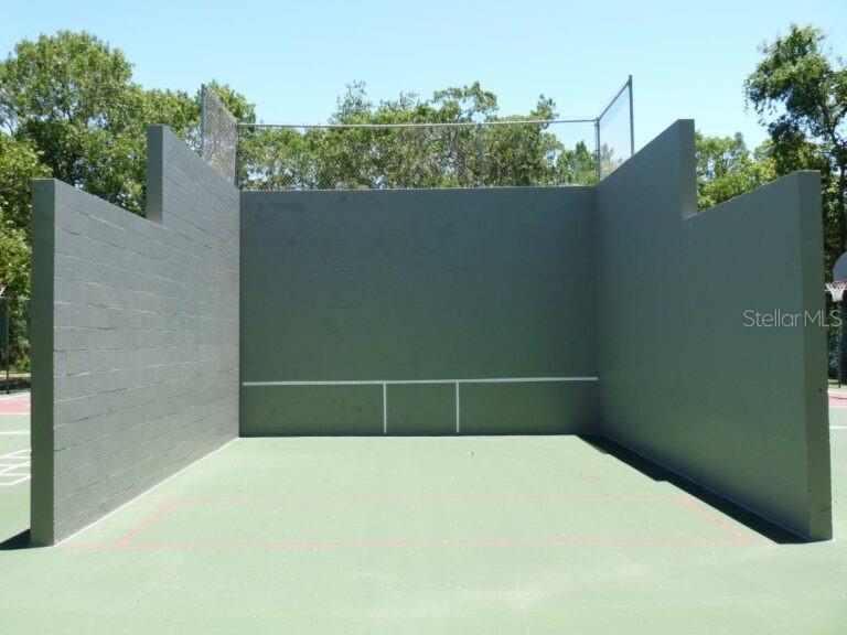Hand Ball Court