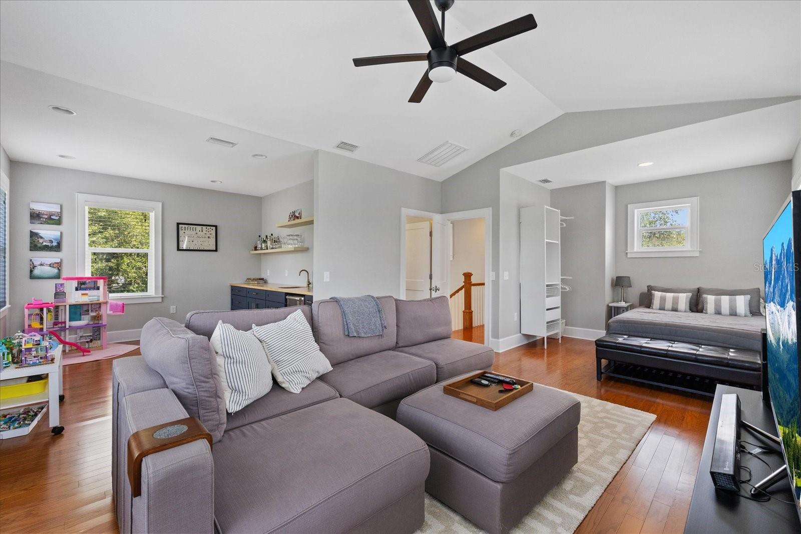 Bonus Room