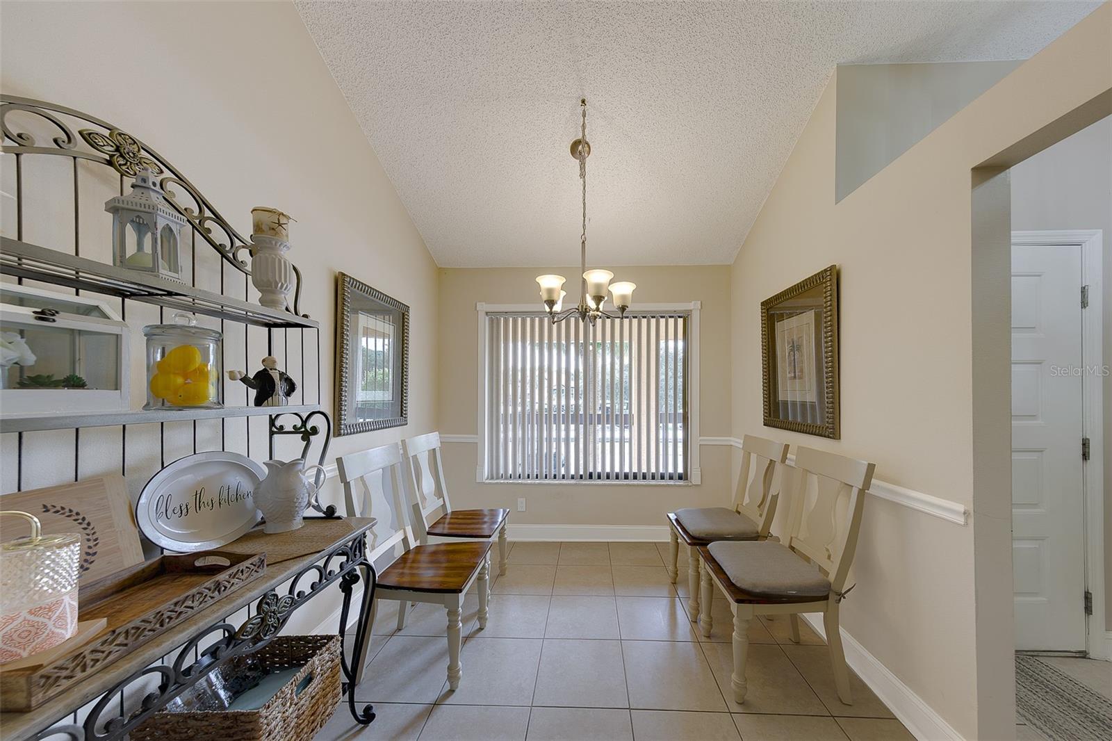 Breakfast nook