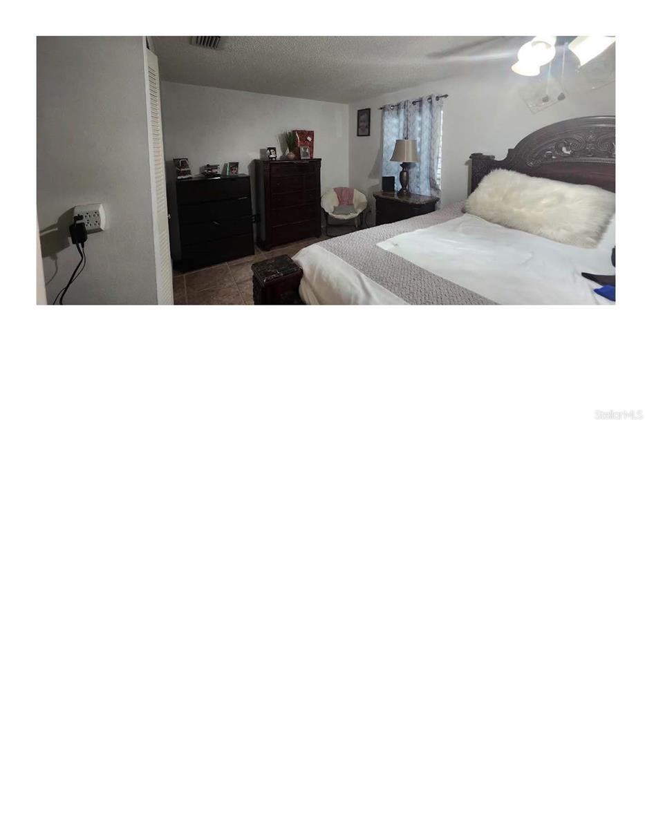 BEED ROOM