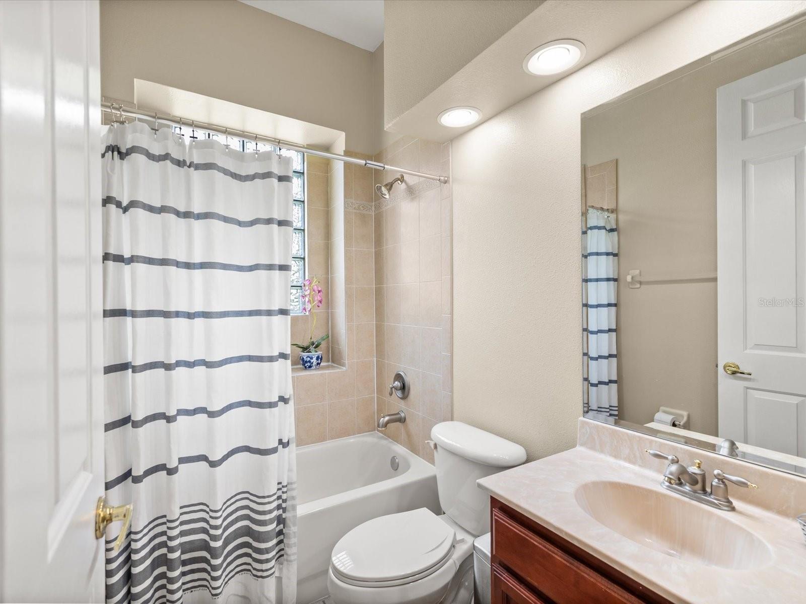 2nd Full Bathroom