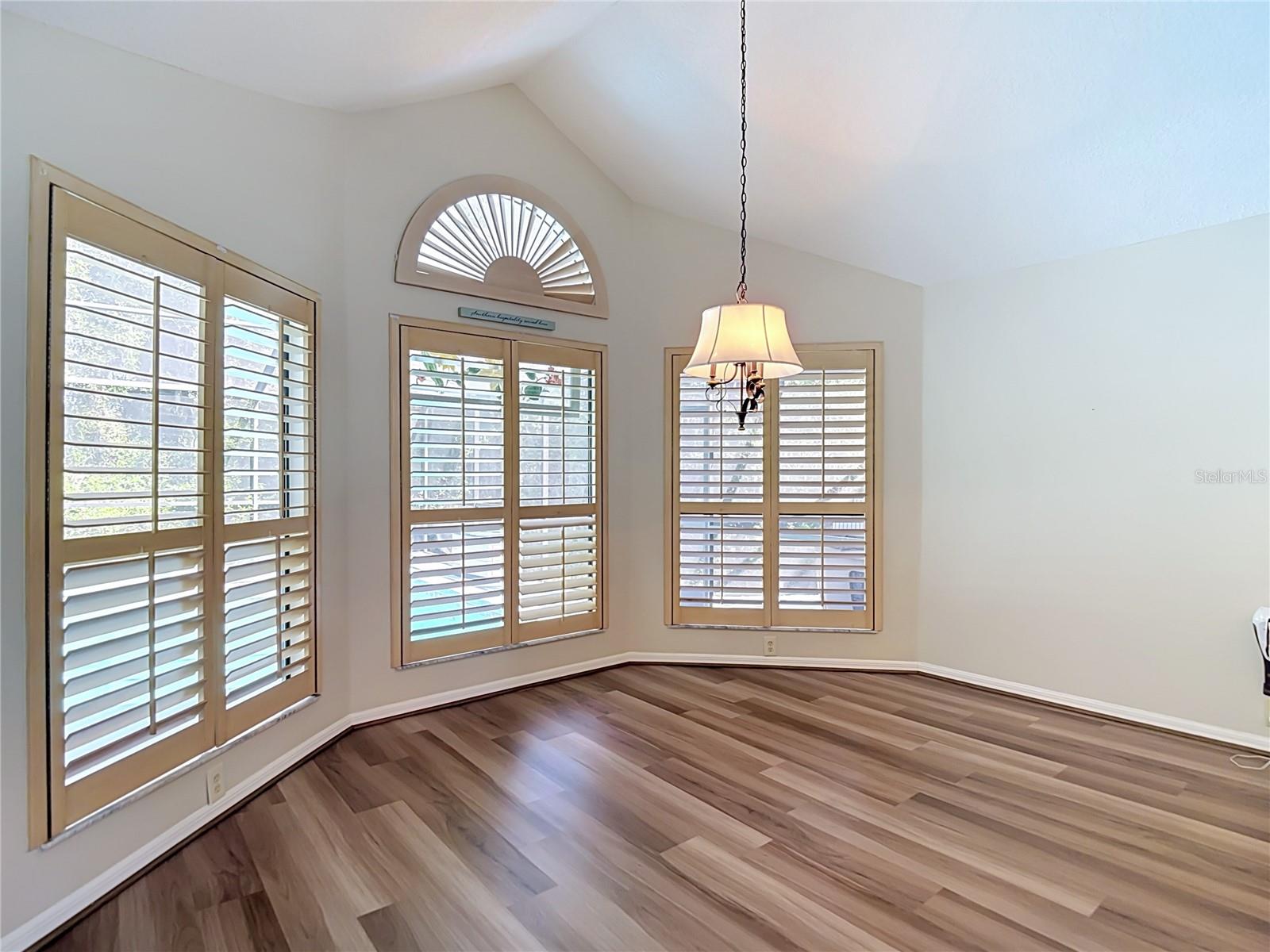 Kitchen nook area