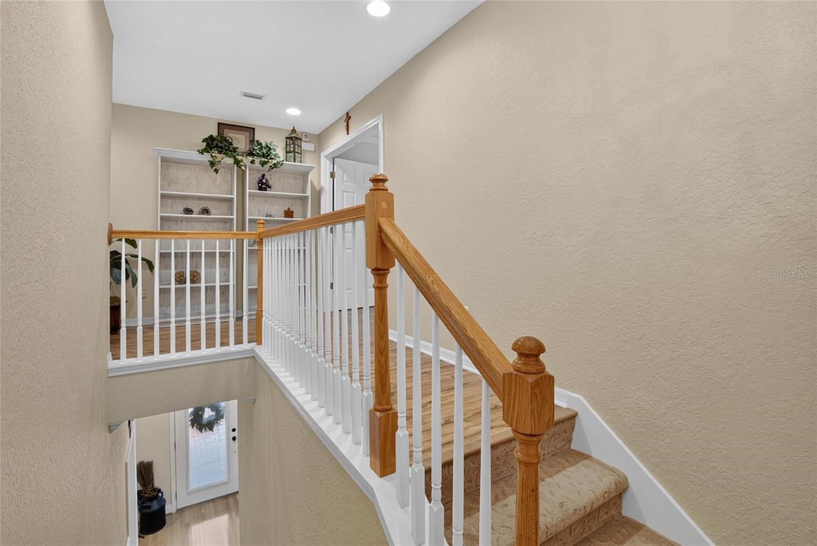 2nd Floor / stairs view