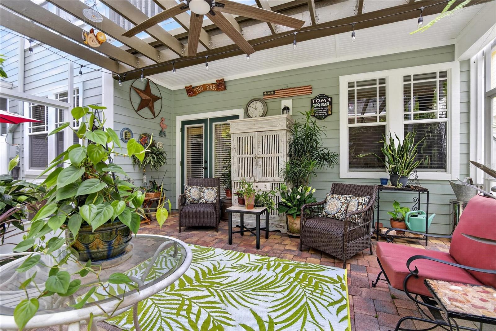 Screened Patio