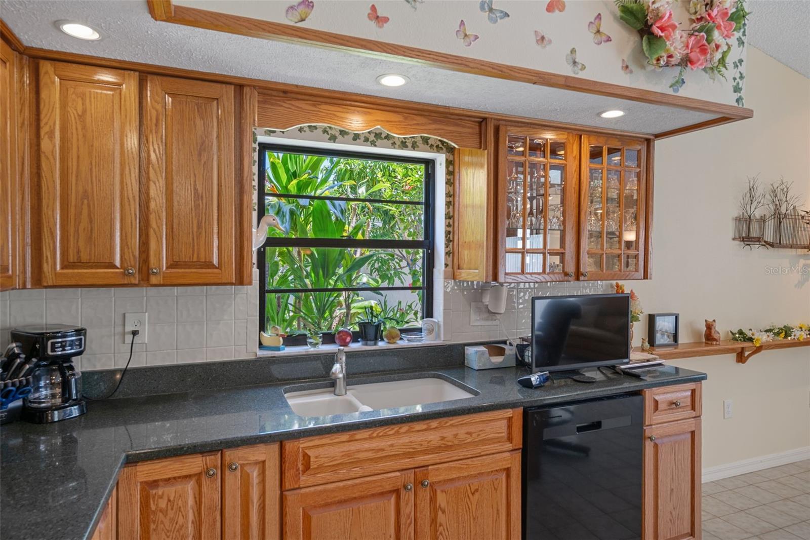 Kitchen with Zodiac Top Counters