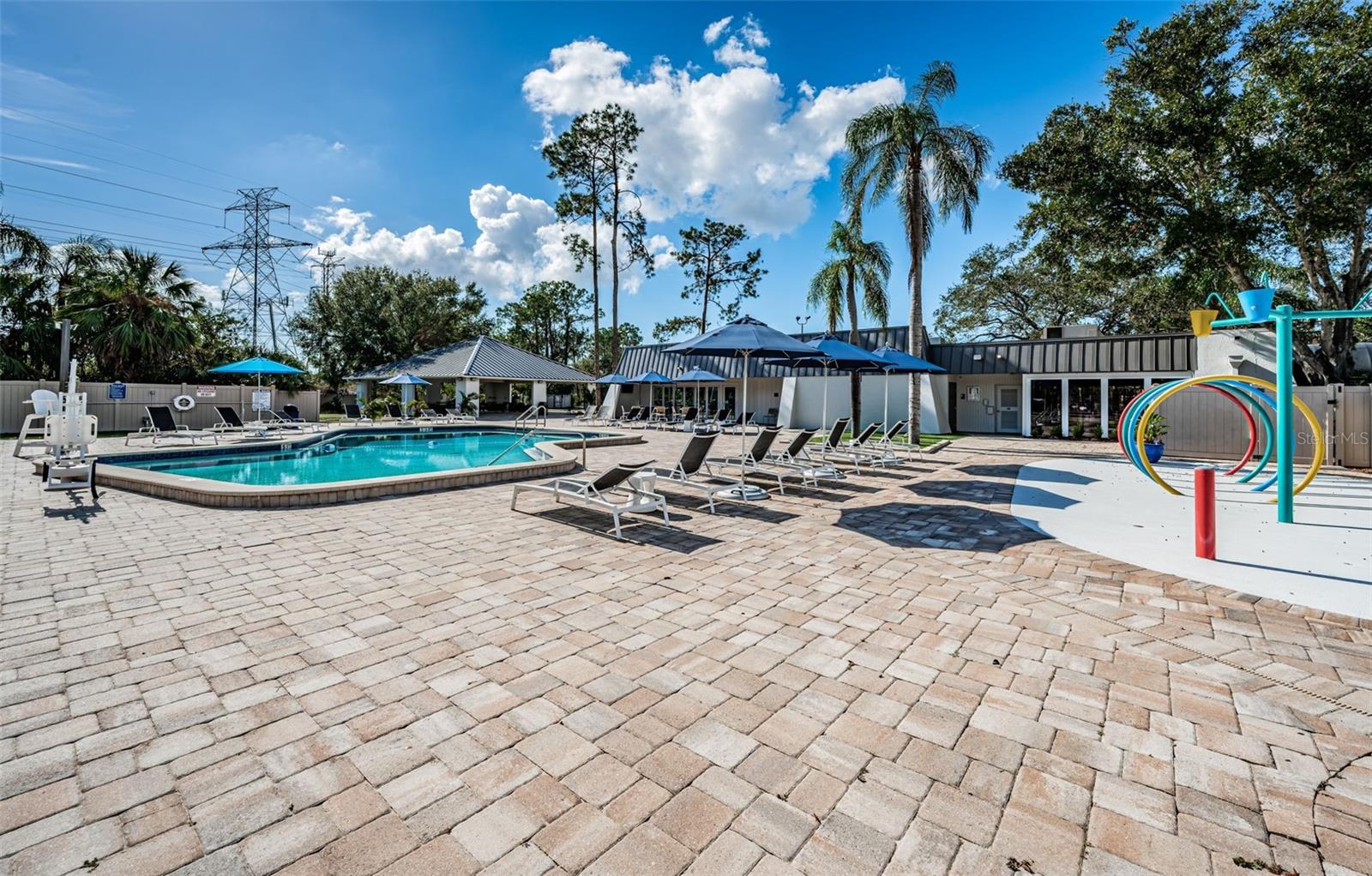 Country Club Pool
