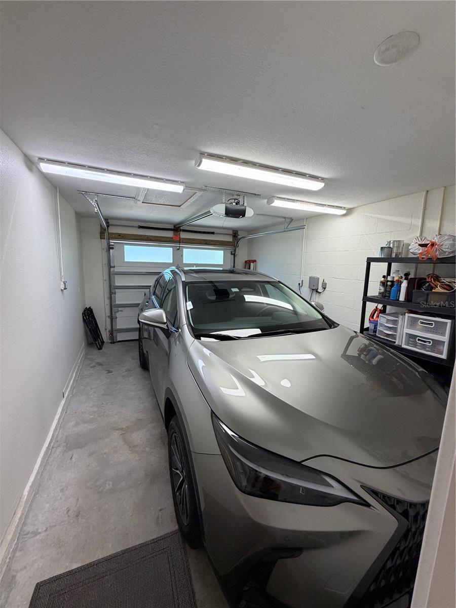 1 car garage