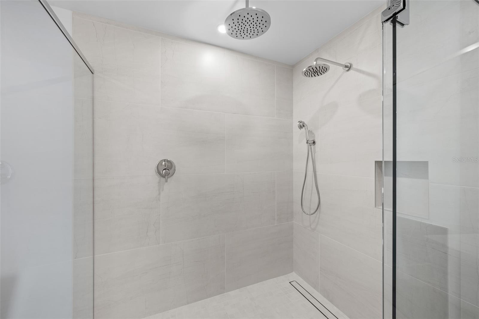 Primary shower