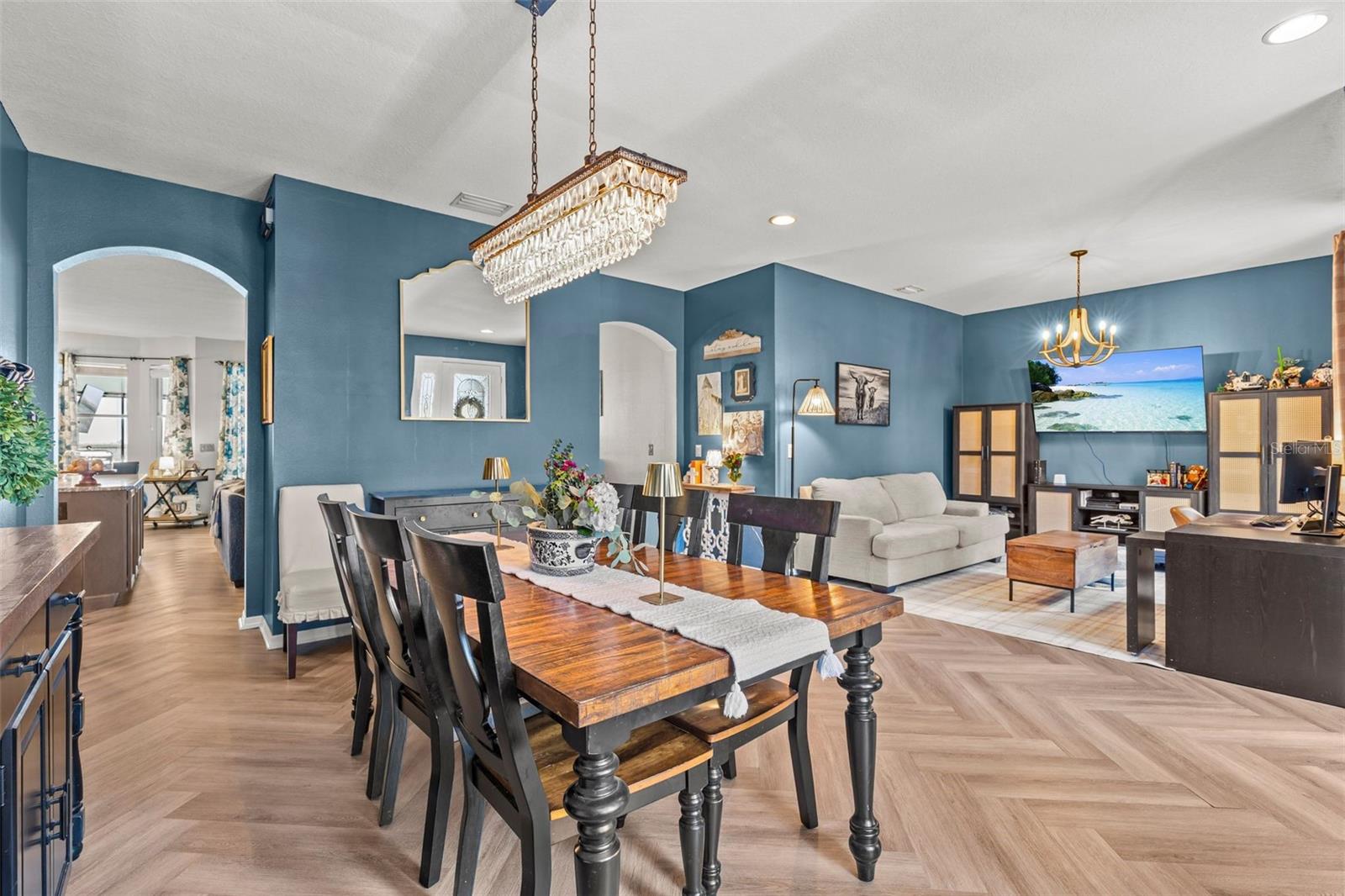 Vinyl Flooring in Main areas