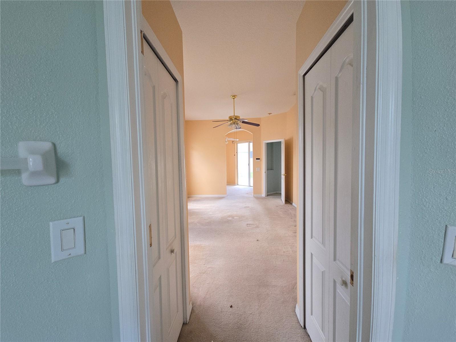 Master Bedrm Closets