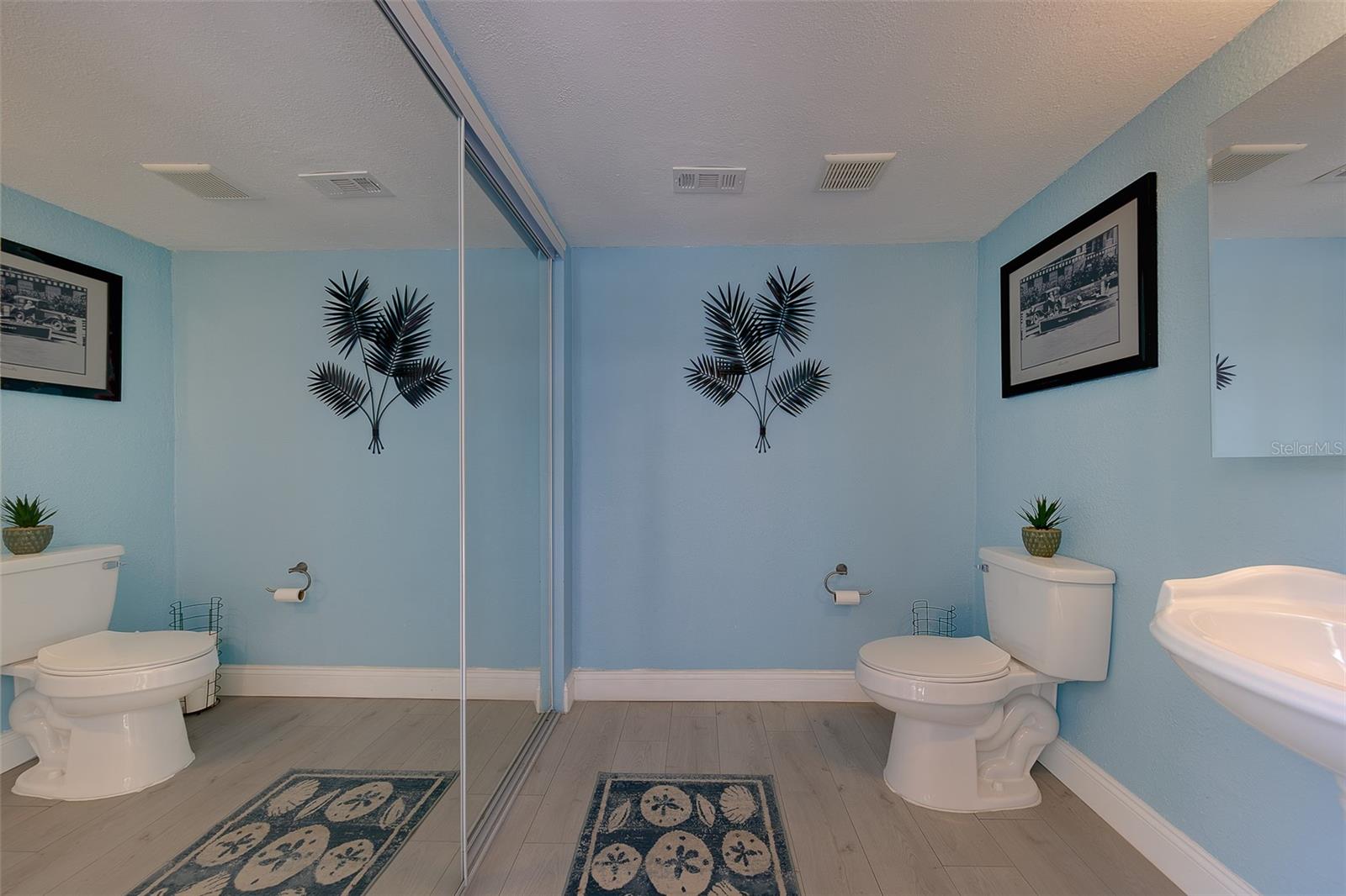 Half pool bath with storage