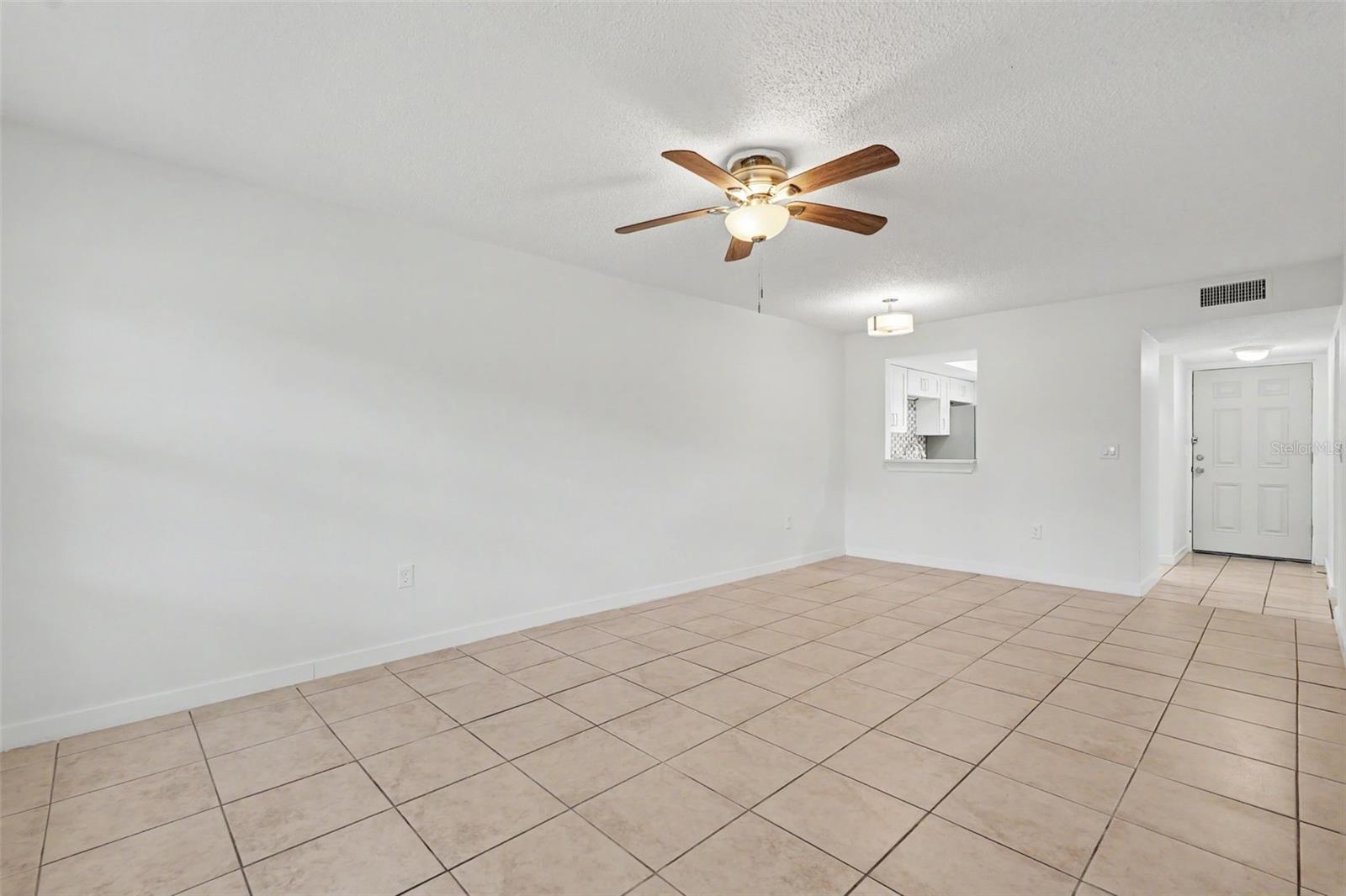 Living / Dining room combo
