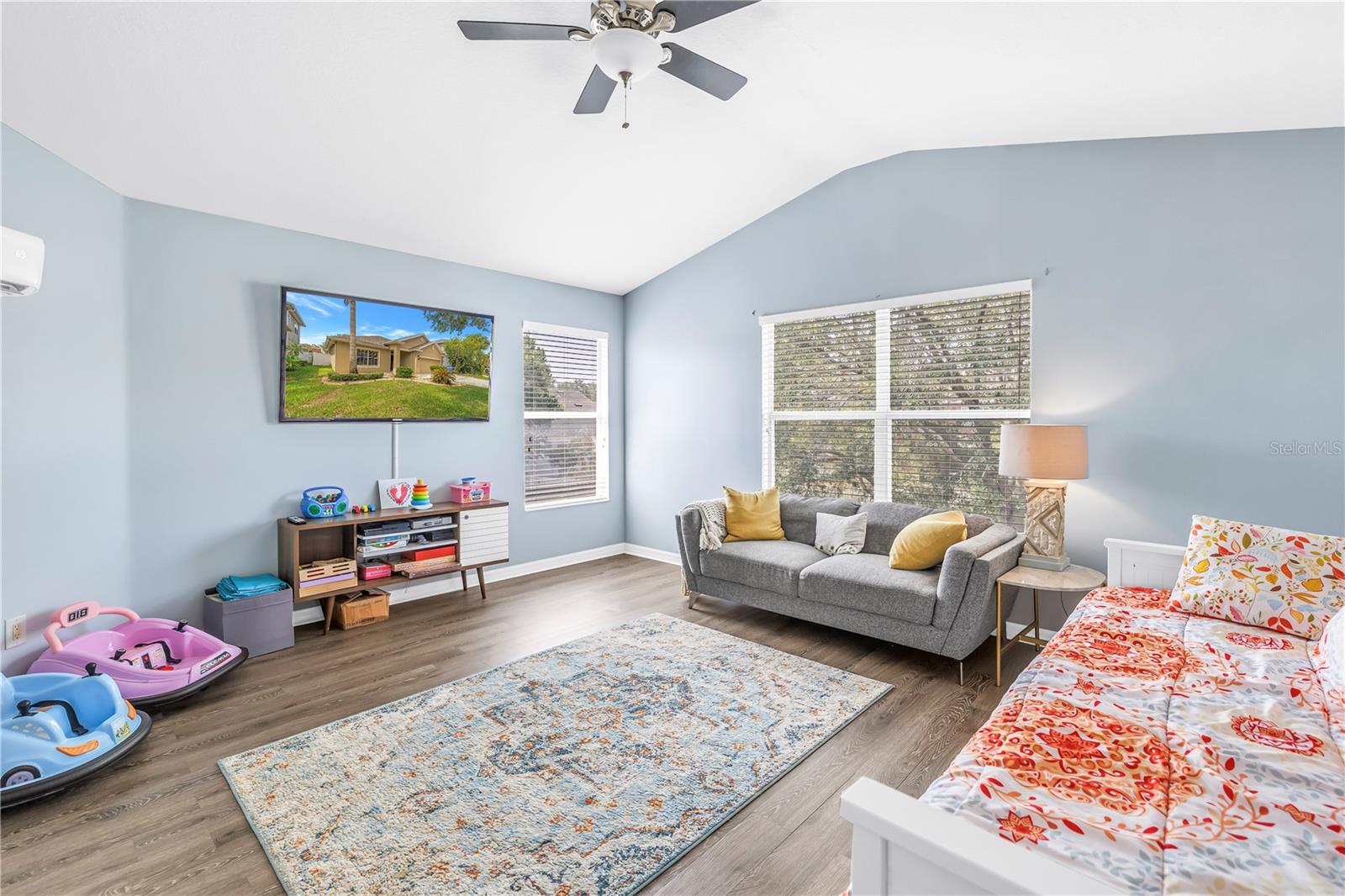 Bonus Room Upstairs