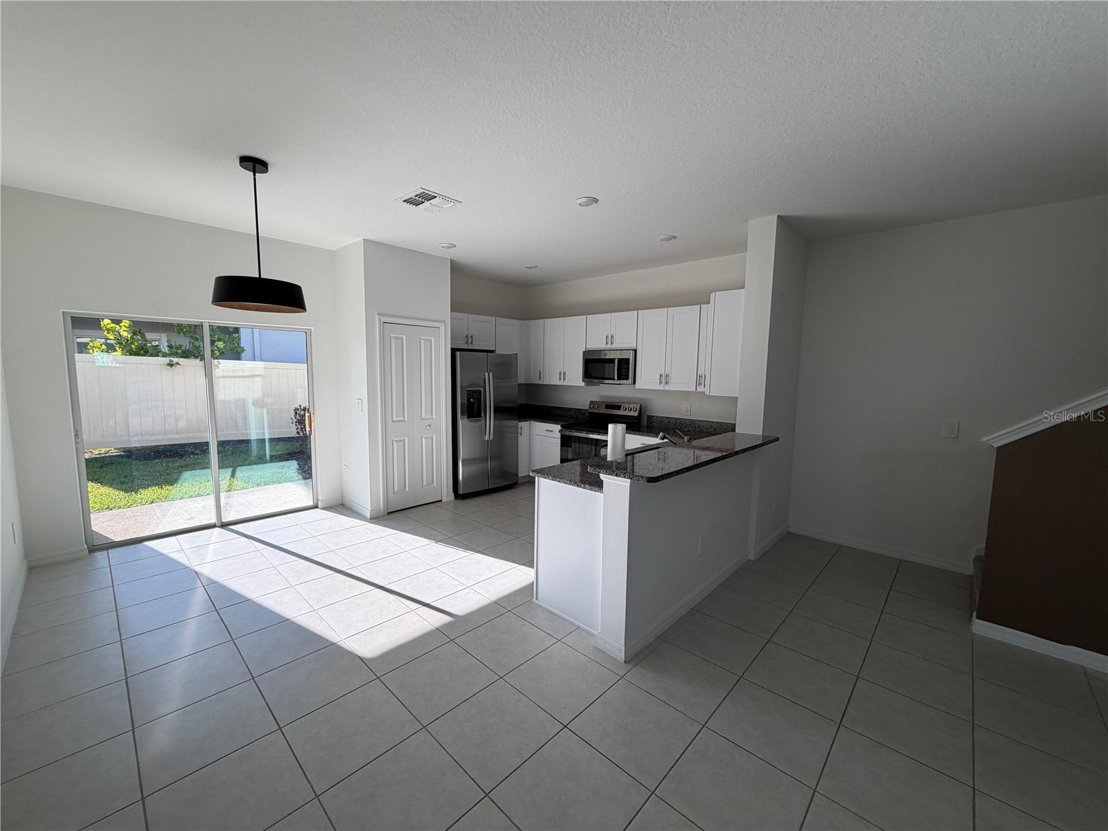 Spacious Dining room