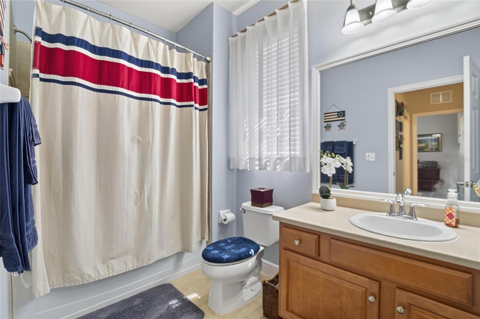 2nd/Guest bathroom