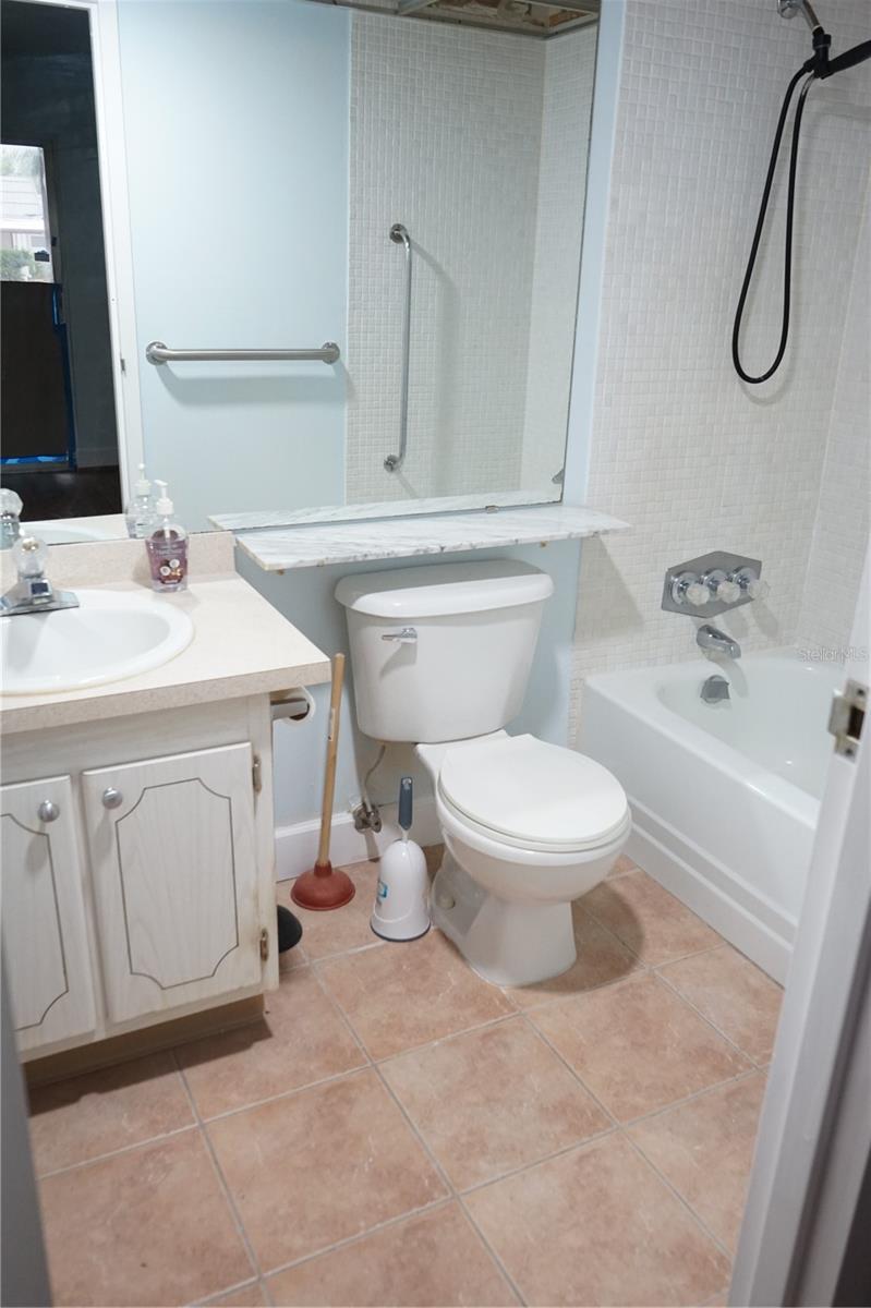 full bath