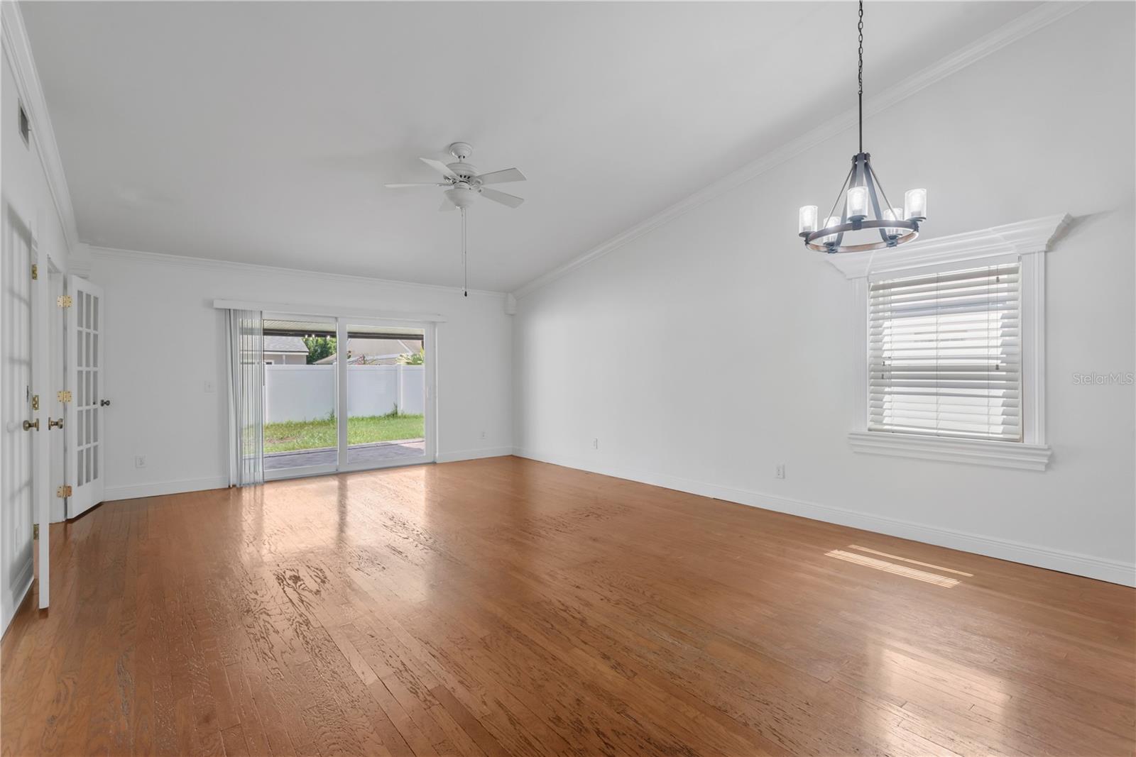 Living Room/Dining Room