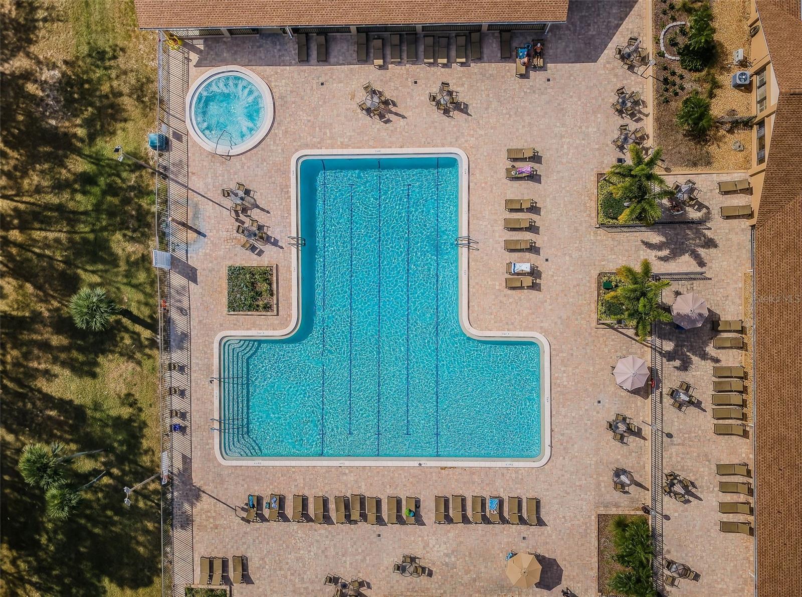 Highland Lakes Club House Pool