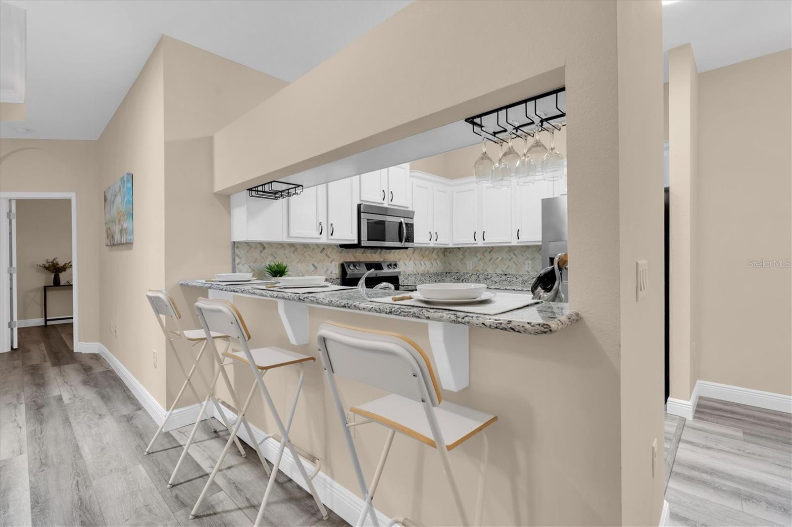Roomy Breakfast Bar