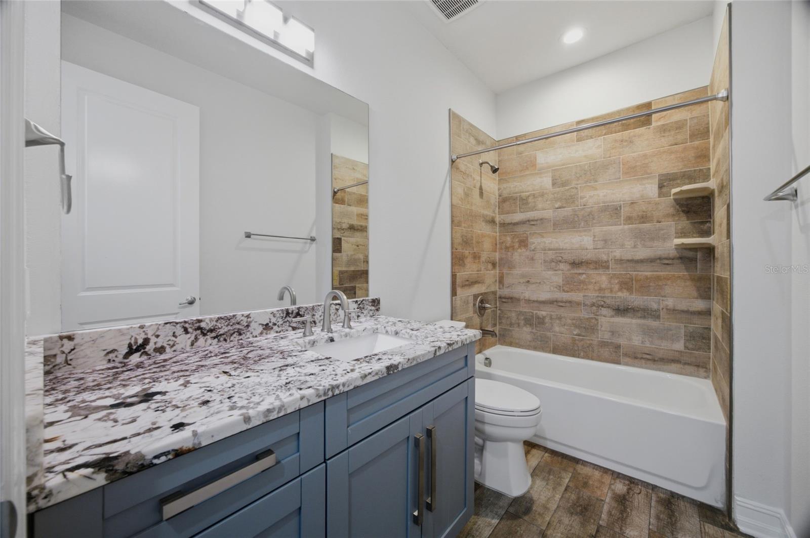 2nd Bathroom
