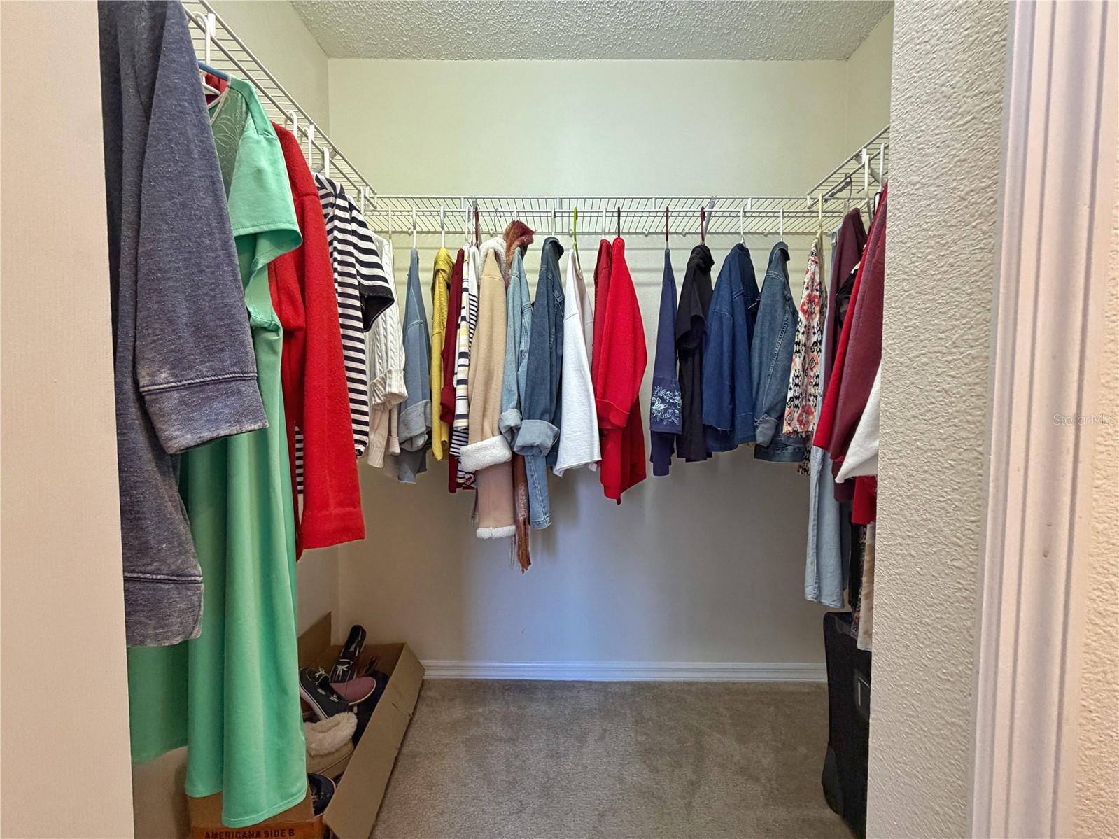 Walk-in Closet