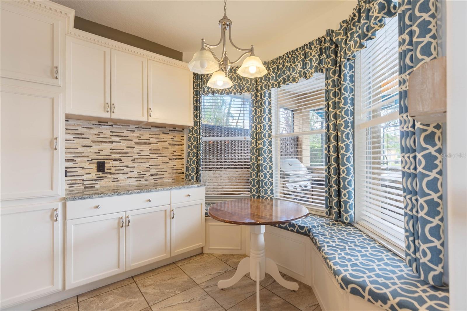 Breakfast nook