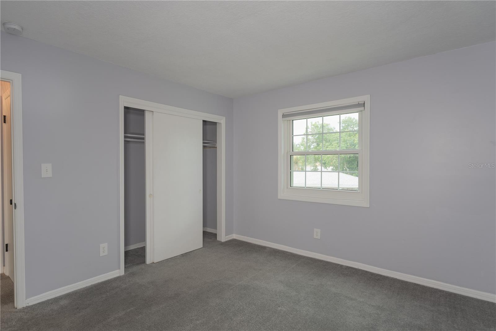 Secondary Bedroom 2/2