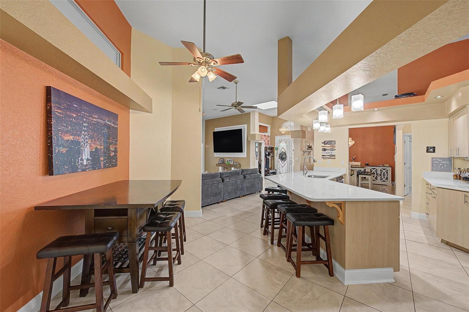 Eat in kitchen