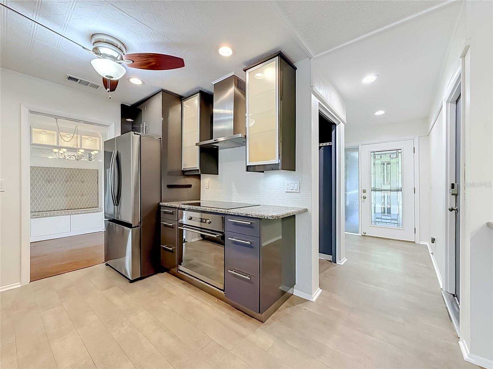 Kitchen - Entry Hall