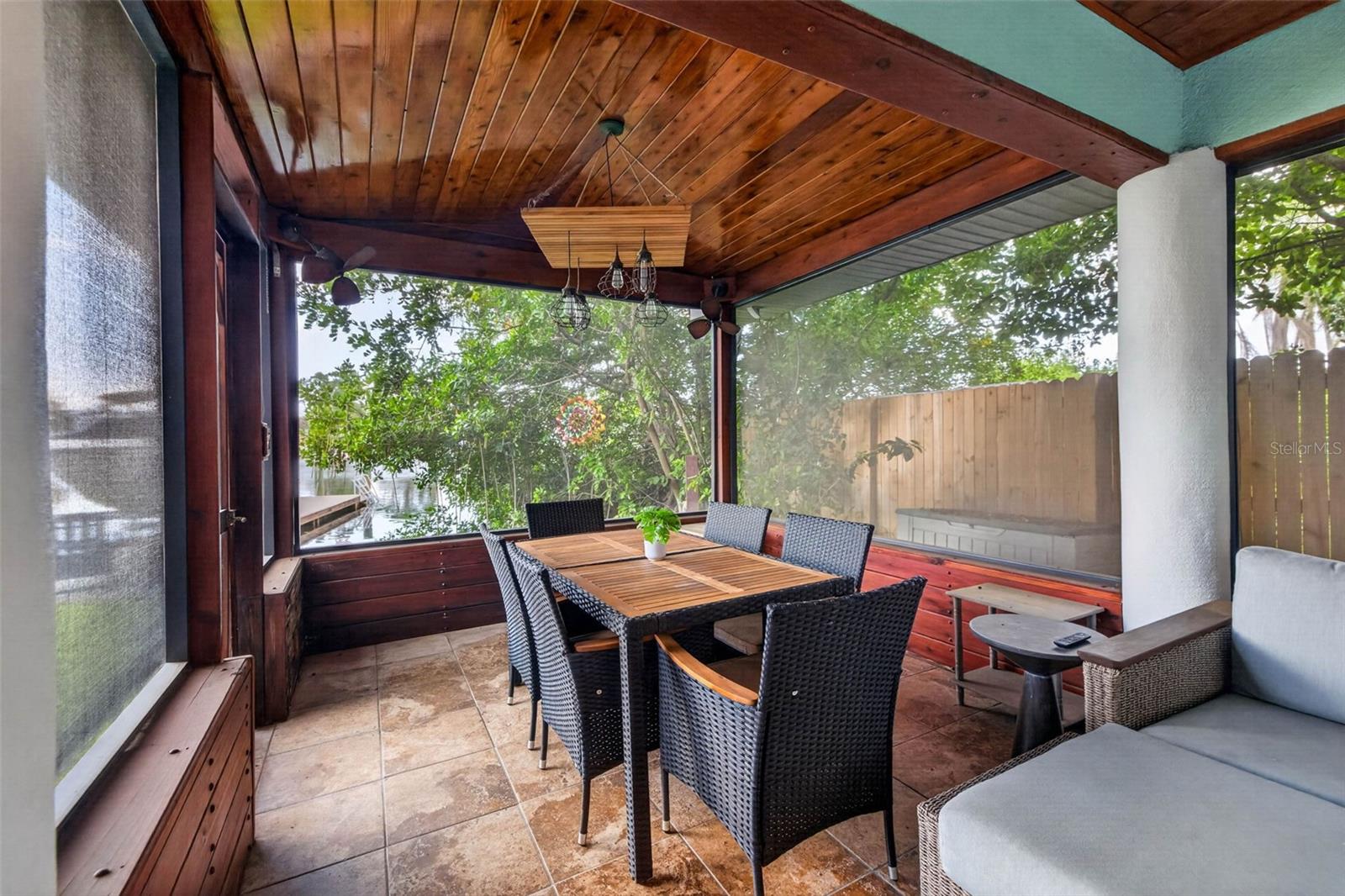 Screened in porch