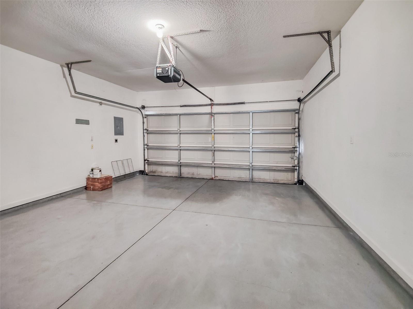 garage