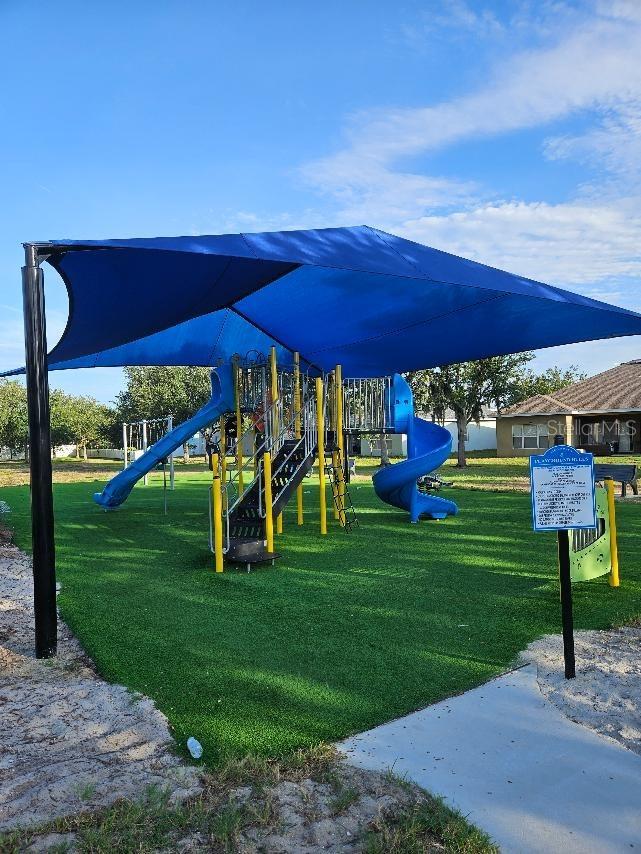 COMMUNITY PLAYGROUND