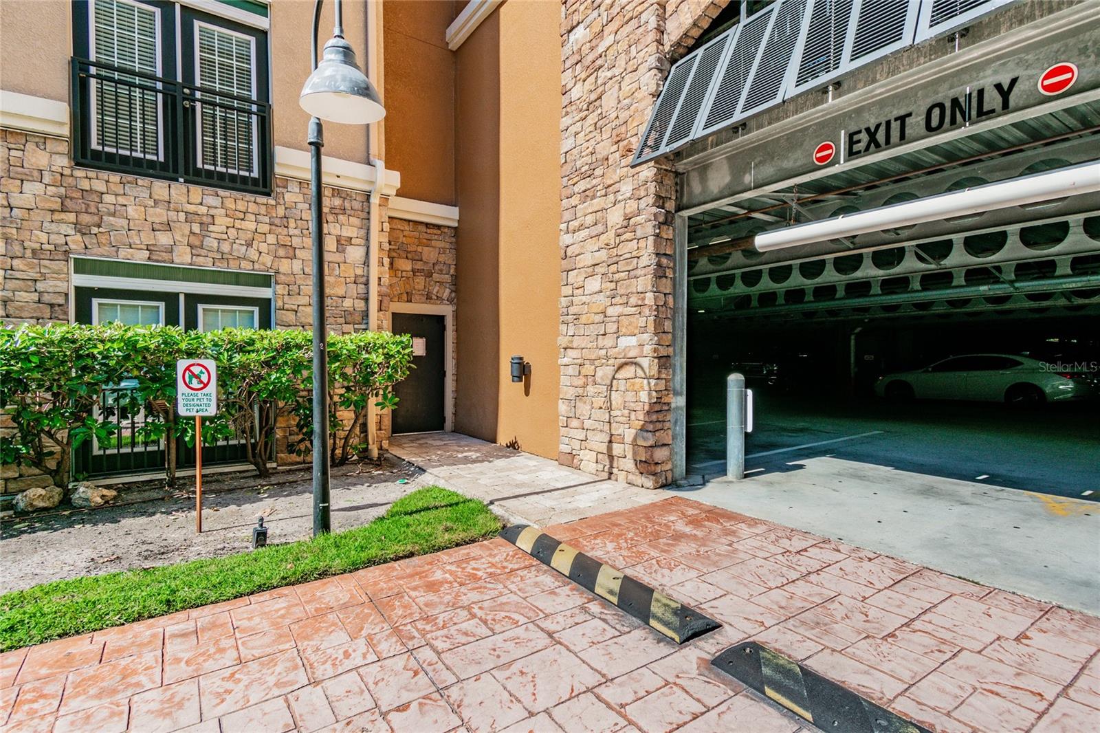 Parking Garage