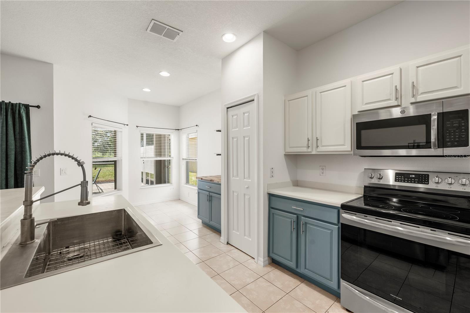 Kitchen and eating area